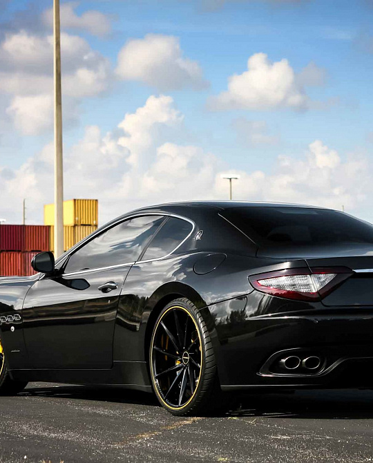 Фото дисков CVT Черный глянец на Maserati GranTurismo I