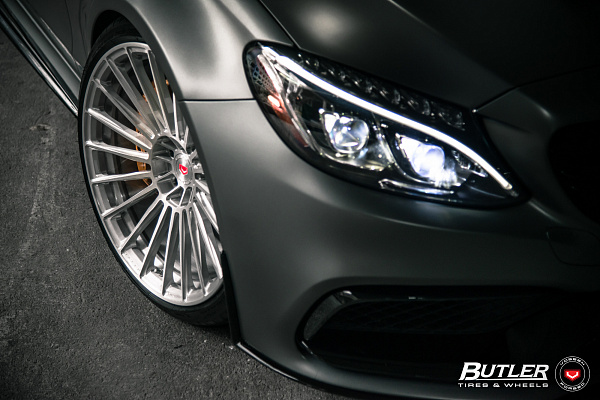 Фото дисков Vossen S17-04 Глянцевый темный лак на Mercedes-Benz C-Class (W205)