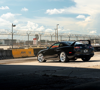 Фото дисков Strasse Wheels S5 Track на Toyota Supra A80