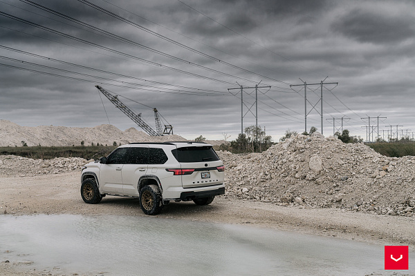 Фото дисков Vossen HFX-1 (6-Lug) Сатиновая бронза на Toyota Sequoia III