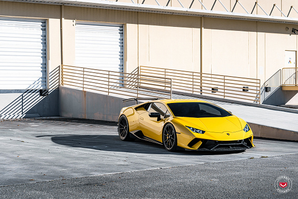Фото дисков Vossen M-X2 Черный сатин на Lamborghini Huracan