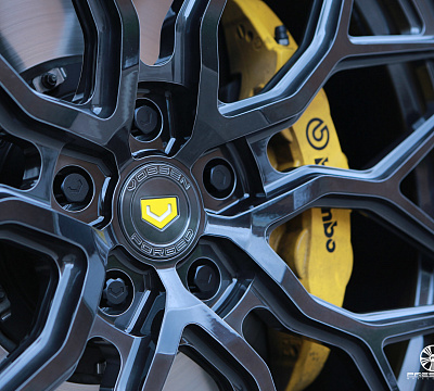 Фото дисков Vossen S17-01 на Jeep Grand Cherokee IV