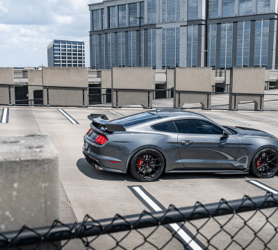 Фото дисков Vossen S21-01 на Ford Mustang VI