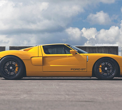 Фото дисков HRE S101 на Ford GT I