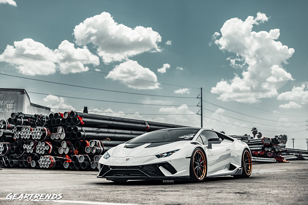 Фото дисков Strasse Wheels SV10 Deep Concave FS Другой цвет на Lamborghini Huracan