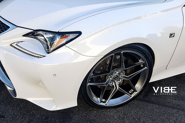Фото дисков HRE FF11 Глянцевый графит на Lexus RC