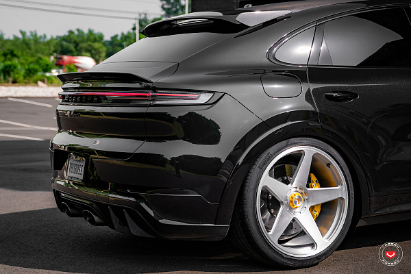 Фото дисков Vossen GEN-01 Сатиновый лак на Porsche Cayenne III
