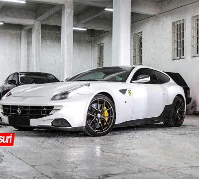 Фото дисков HRE P101 на Ferrari FF