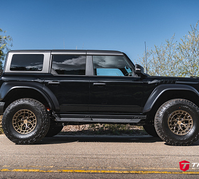 Фото дисков Vossen HFX-1 (6-Lug) на Ford Bronco