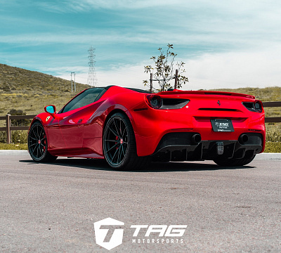 Фото дисков HRE P104SC на Ferrari 488