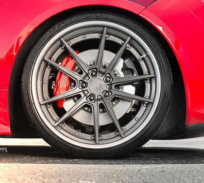 Фото дисков Strasse Wheels SV1 Deep Concave FS на Acura NSX II