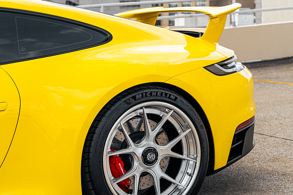 Фото дисков Strasse Wheels SM5R Deep Concave FS Сатиновый темный лак на Porsche 911 VIII