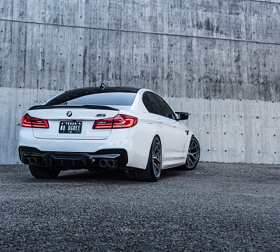 Фото дисков HRE P101 на BMW 5/M5 (G30/F90)