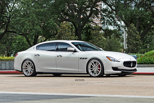 Фото дисков Strasse Wheels SV1 Deep Concave FS Глянцевый лак на Maserati Quattroporte VI
