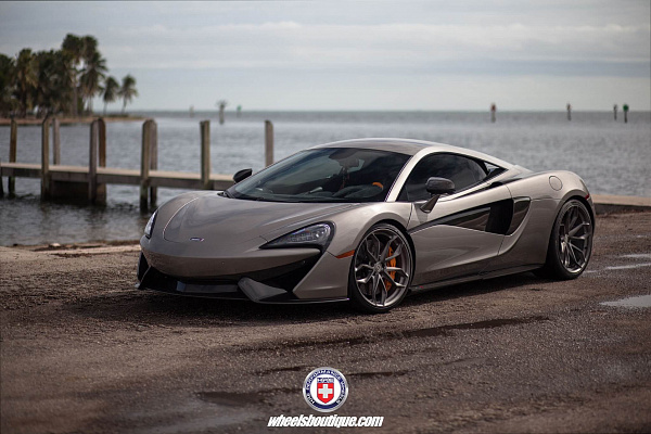 Фото дисков HRE P201 Сатиновый темный лак на McLaren 570S