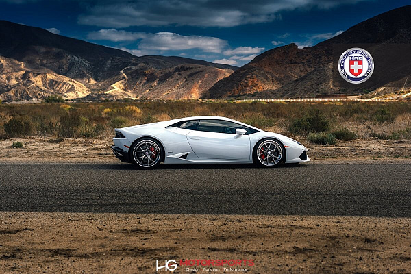 Фото дисков HRE S101 Глянцевый темный лак на Lamborghini Huracan