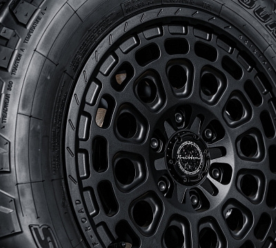 Фото дисков Brixton Forged BX05-M на Lexus GX III