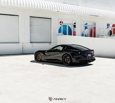Фото дисков Anrky AN12 на Ferrari F12