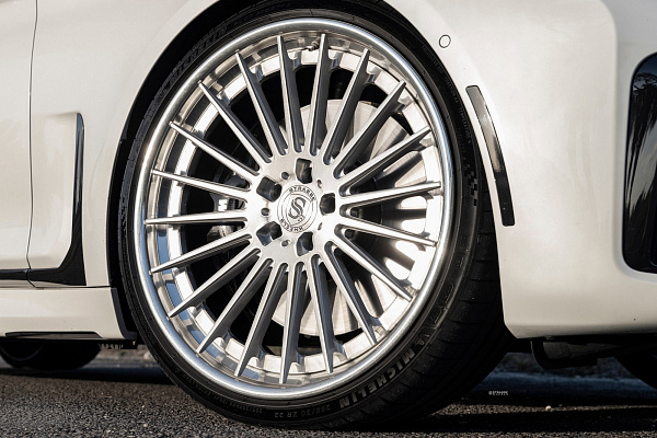 BMW 750i M Sport