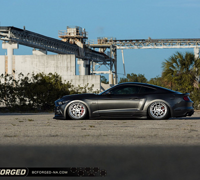 Фото дисков BC Forged HCS02 на Ford Mustang VI