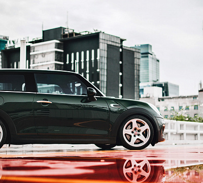 Фото дисков HRE 527M на MINI Cooper III