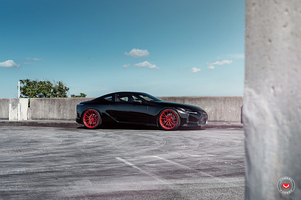 Фото дисков Vossen M-X4T Красный сатин на Lexus LC 500