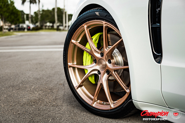 Фото дисков Vossen RS74 Глянцевая медь на Porsche Panamera II