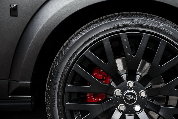 Фото дисков Kahn Kahn RS Черный сатин на Land Rover Discovery IV