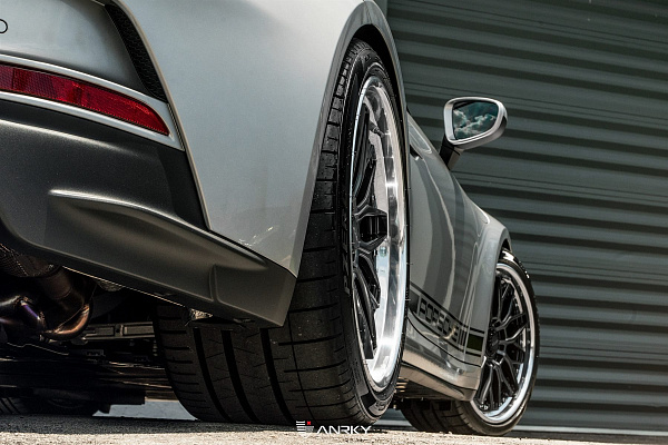 Фото дисков Anrky RS1 Глянцевый графит на Porsche 911 VIII