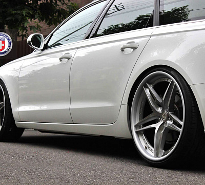Фото дисков HRE S107 на Audi A/RS 6 (C7)