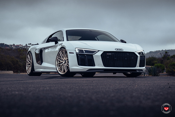 Фото дисков Vossen VPS-4 Глянцевая шампань на Audi R8 (4S)