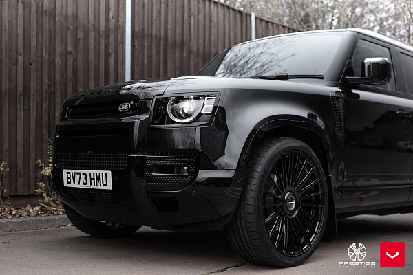 Фото дисков Vossen HF-8 Черный глянец на Land Rover Defender II
