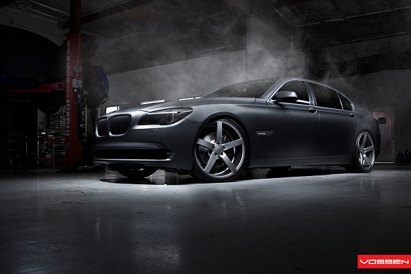 Фото дисков Vossen CV3 Сатиновый графит на BMW 7 (F01/F02/F04)