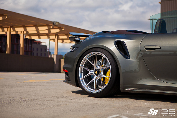 Фото дисков HRE P101 Полированный лак на Porsche 911 VIII