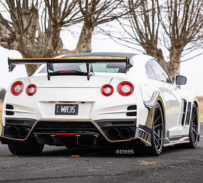Фото дисков Strasse Wheels SV1 Deep Concave FS на Nissan GT-R