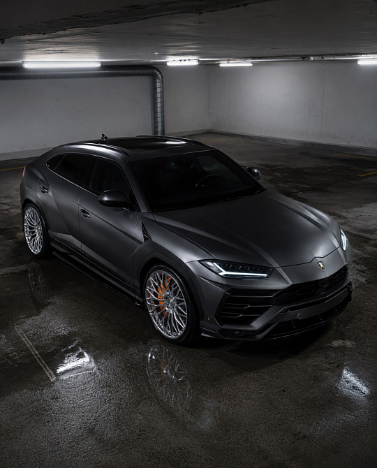 Фото дисков ST4 Полированный лак на Lamborghini Urus