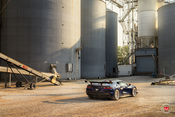 Фото дисков Vossen GEN-03 Глянцевый лак на Chevrolet Corvette C8