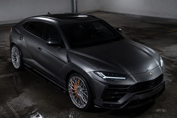 Фото дисков ST Wheels ST4 Полированный лак на Lamborghini Urus