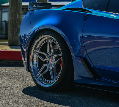 Фото дисков Vossen M-X1 (3-Piece) на Chevrolet Corvette C7
