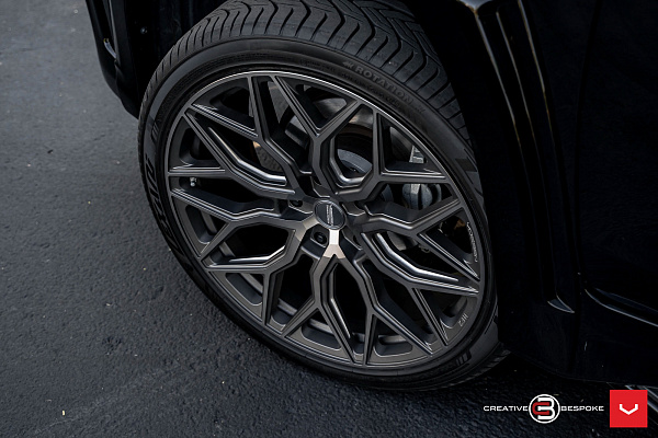 Фото дисков Vossen HF-2 Сатиновый графит на Lexus LX III