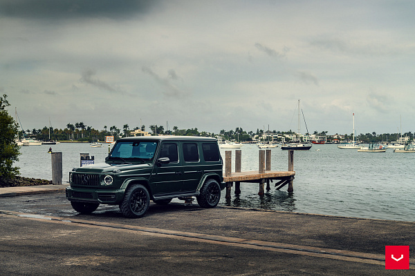 Фото дисков Vossen HFX-1 (5-Lug) Черный глянец на Mercedes-Benz G-Class III