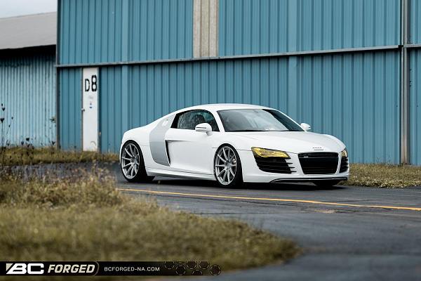 Фото дисков BC Forged RZ10 Глянцевый лак на Audi R8 (Typ 42)