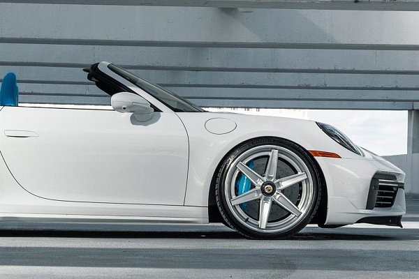 Фото дисков Anrky AN36-S Глянцевый лак на Porsche 911 VIII