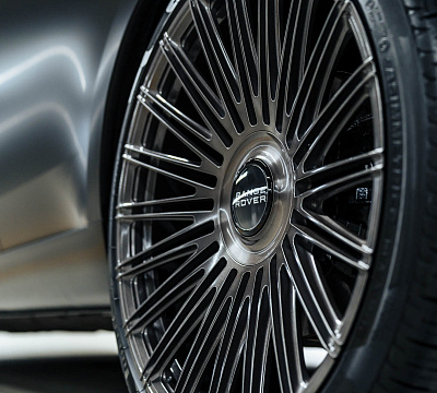Фото дисков Vossen S17-14 на Land Rover Range Rover V