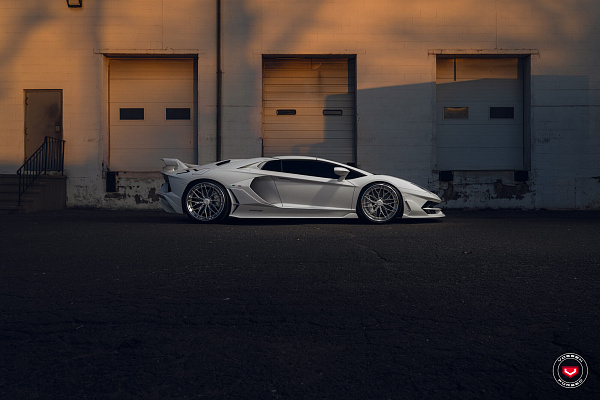 Фото дисков Vossen S21-02 (3-Piece) Глянцевый лак на Lamborghini Aventador