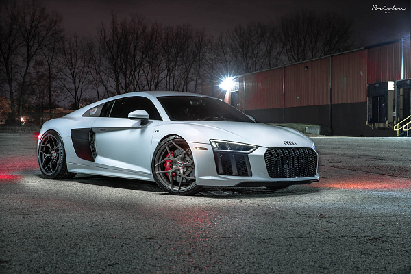 Фото дисков Brixton Forged PF5 Сатиновая темная бронза на Audi R8 (4S)