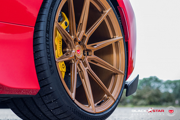 Фото дисков Vossen EVO-2R Глянцевая темная медь на Ferrari 488