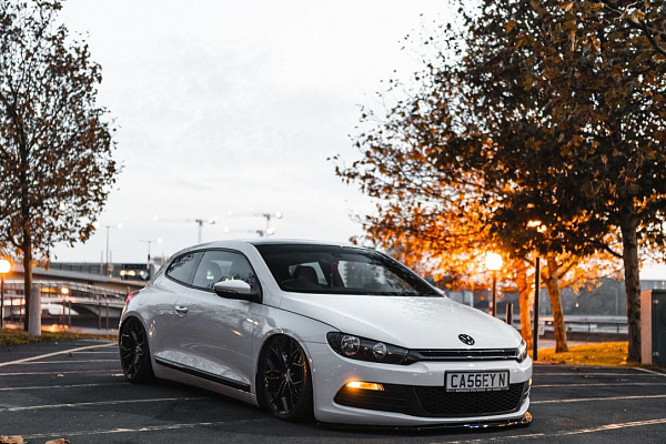 Фото дисков Bola FLF Черный глянец на Volkswagen Scirocco III
