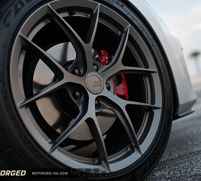 Фото дисков BC Forged KL01 на Volkswagen Golf VII