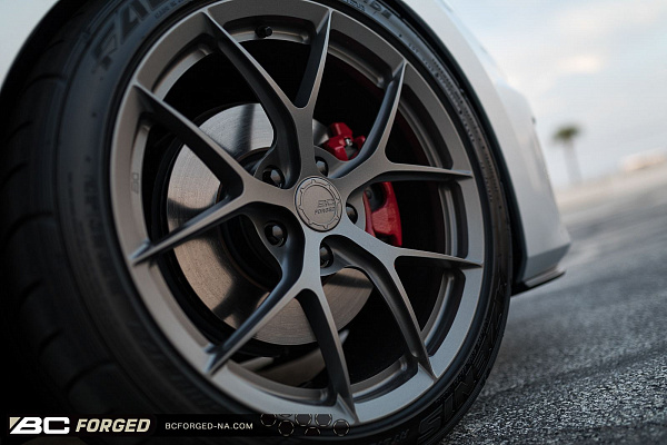 Фото дисков BC Forged KL01 Матовый графит на Volkswagen Golf VII
